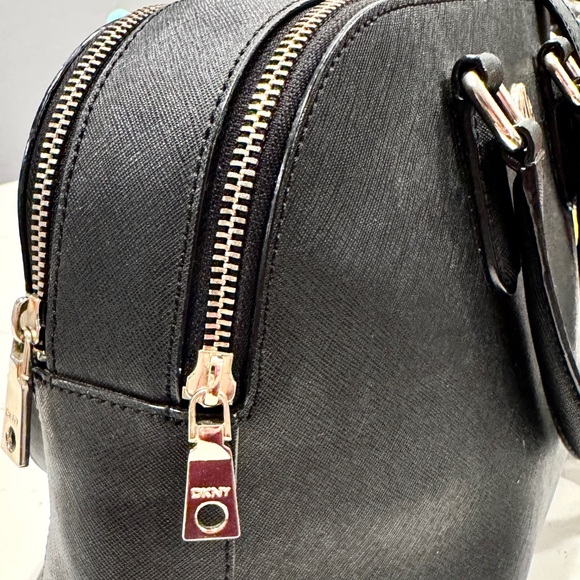 DKNY Women’s Black Bryant Park Dome Two Sided Satchel with Crossbody Strap NWOT - Picture 6 of 9